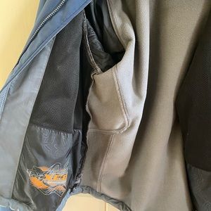 Men’s Soft shell Columbia Jacket XL